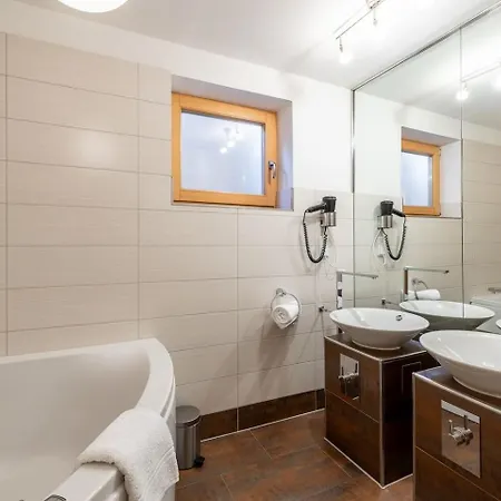 Arch San Martin B Holiday home Scuol